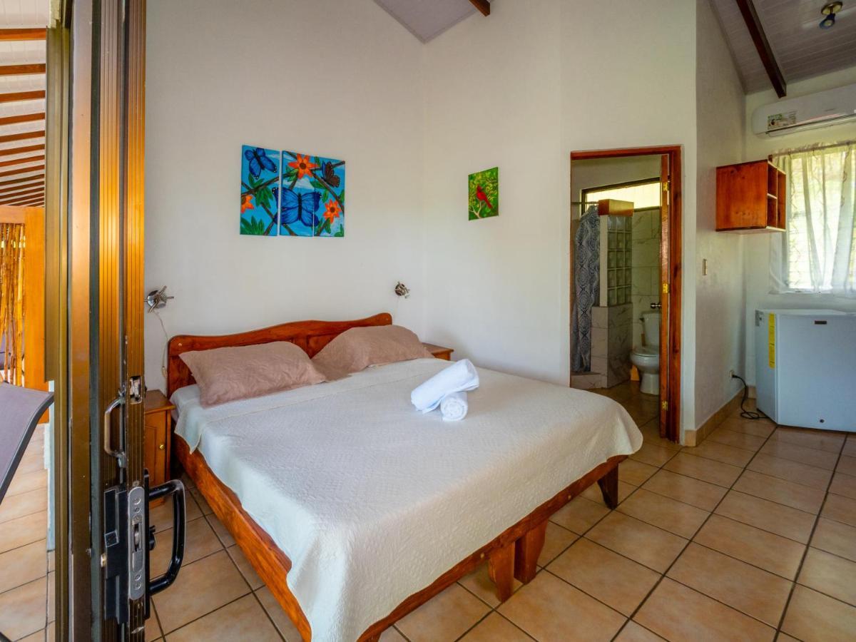 Hotel Colinas Del Sol Atenas Extérieur photo