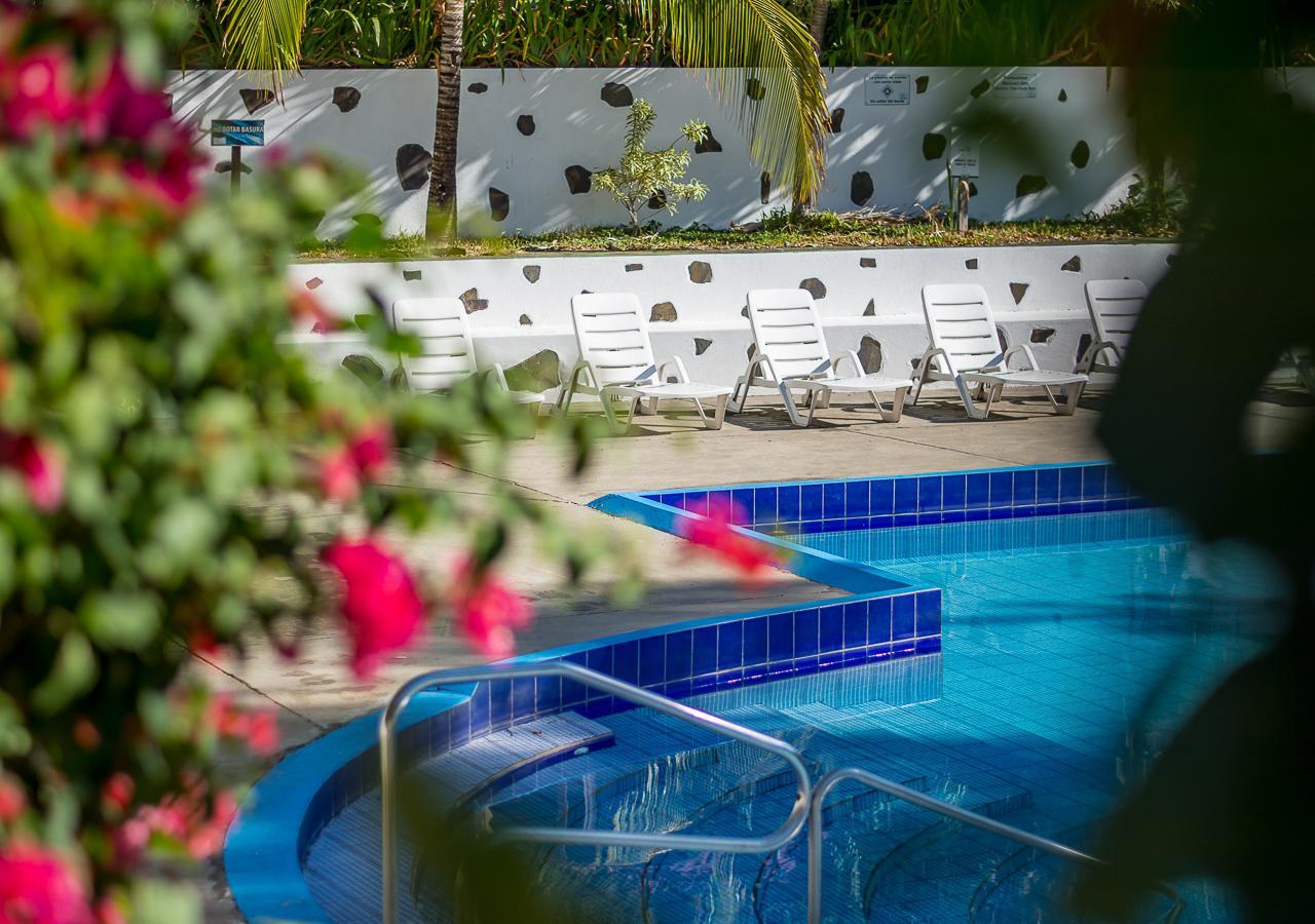 Hotel Colinas Del Sol Atenas Extérieur photo
